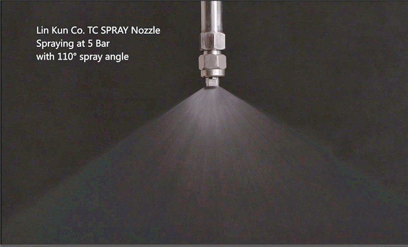 高壓無氣扇形噴嘴3.jpg 高壓無氣扇形噴嘴3.jpg